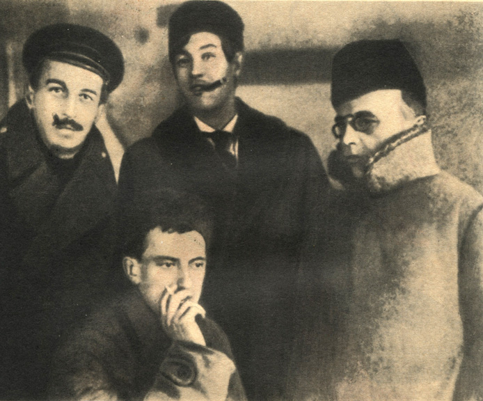 В. В. Маяковский, М. М. Черемных, И. А. Малютин и П. М. Керженцев в РОСТА. 1919